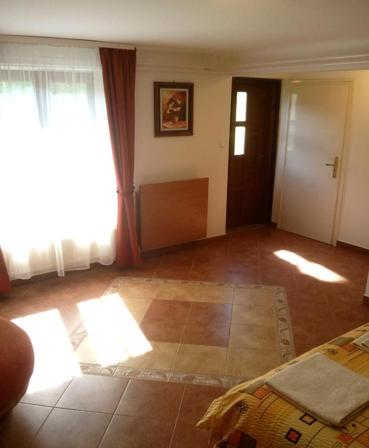 Sarreti Apartmanhaz Balatonfüred Dış mekan fotoğraf