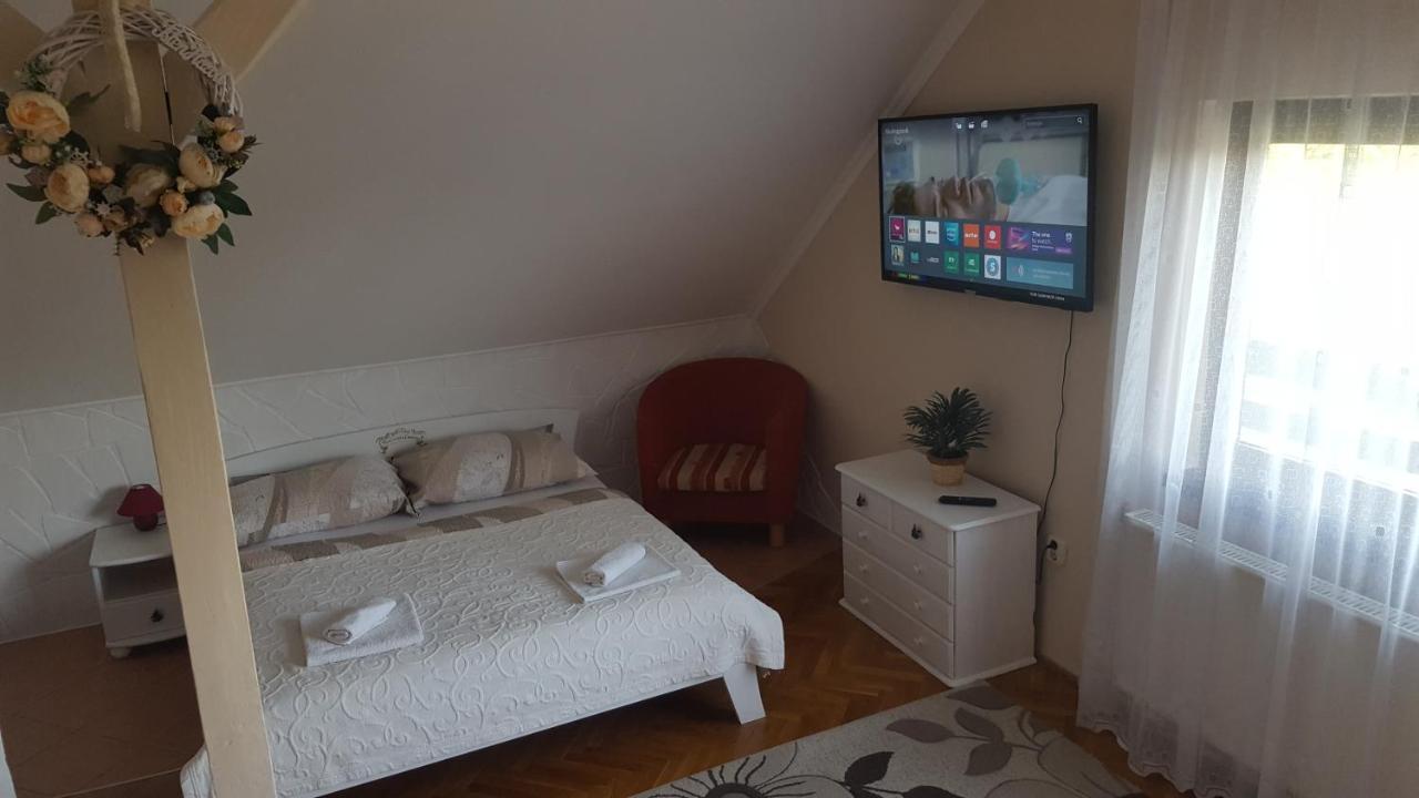 Sarreti Apartmanhaz Balatonfüred Dış mekan fotoğraf