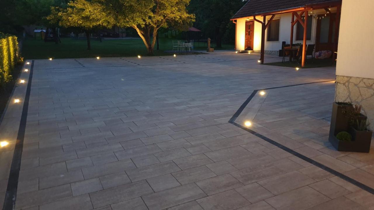 Sarreti Apartmanhaz Balatonfüred Dış mekan fotoğraf
