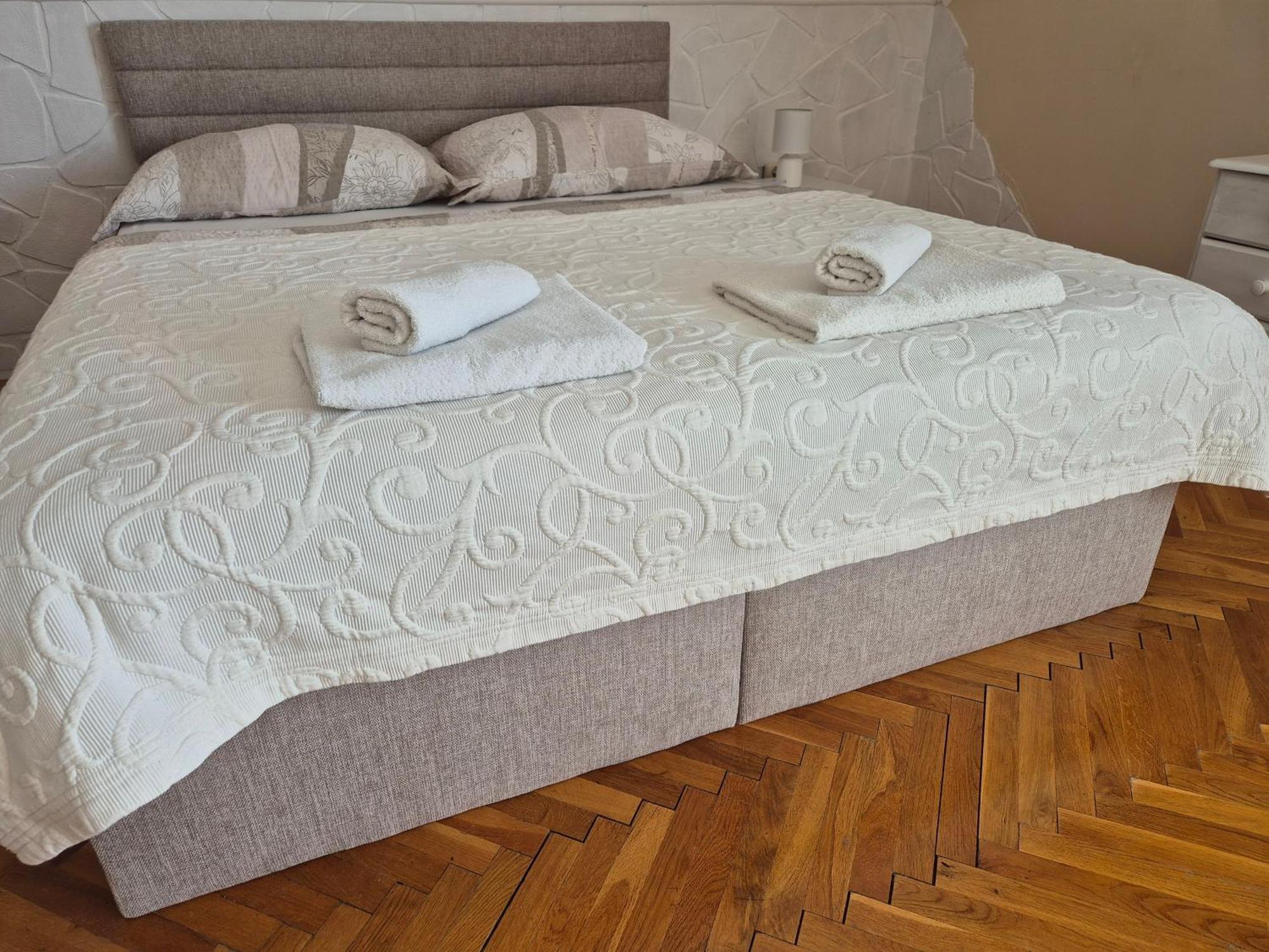 Sarreti Apartmanhaz Balatonfüred Dış mekan fotoğraf